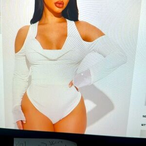 NWT Fashion Nova impress me bodysuit in ivory. Size small.